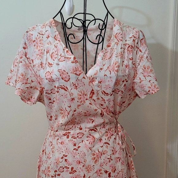 Bila Blush Floral High Low Dress - Picture 5 of 7